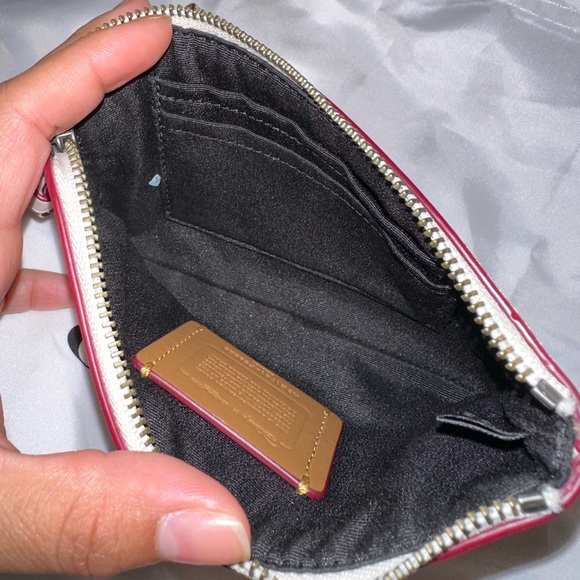 Coach and fossil wallets/ wristlets - Picture 6 of 9